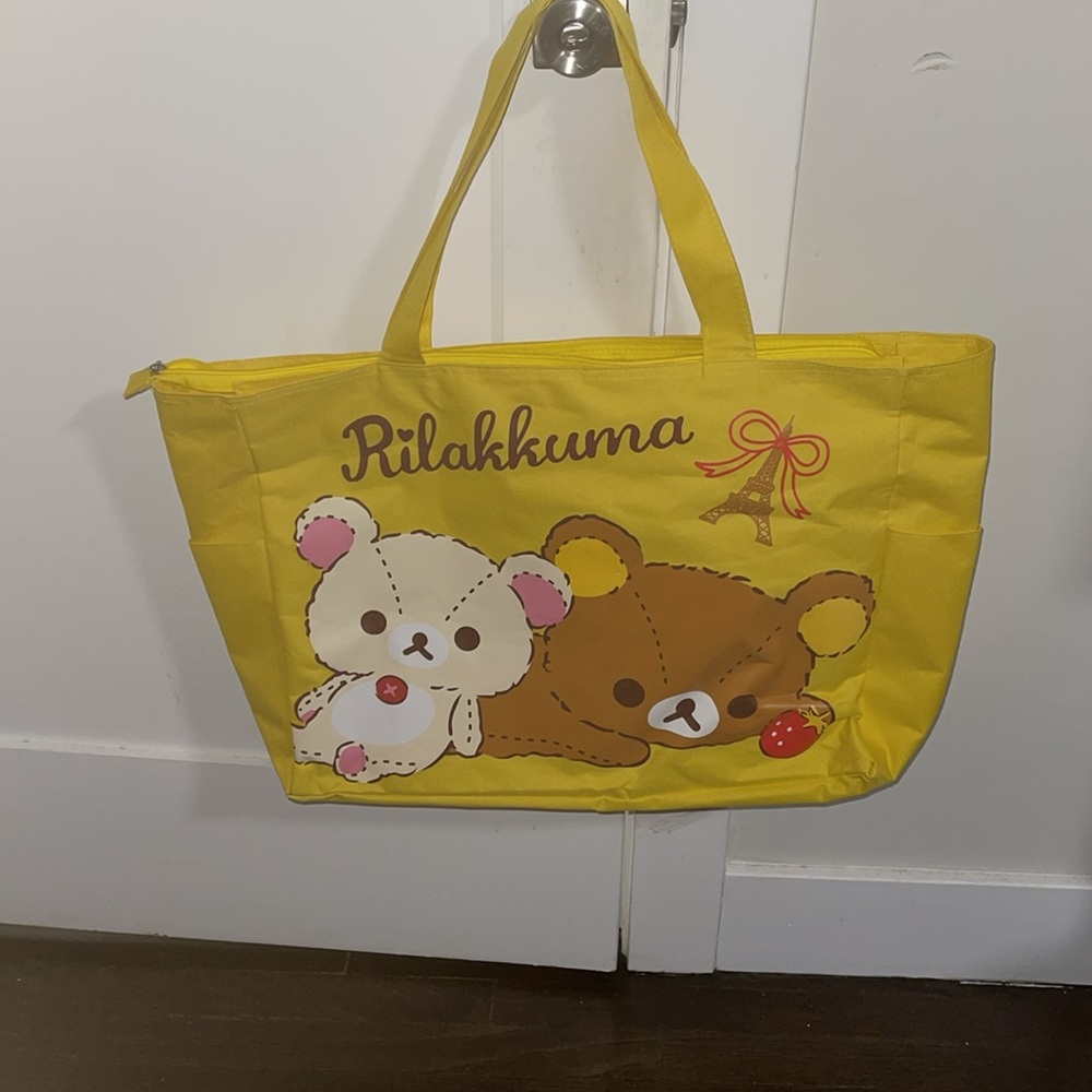 Duffle / travel bag in preloved condition!